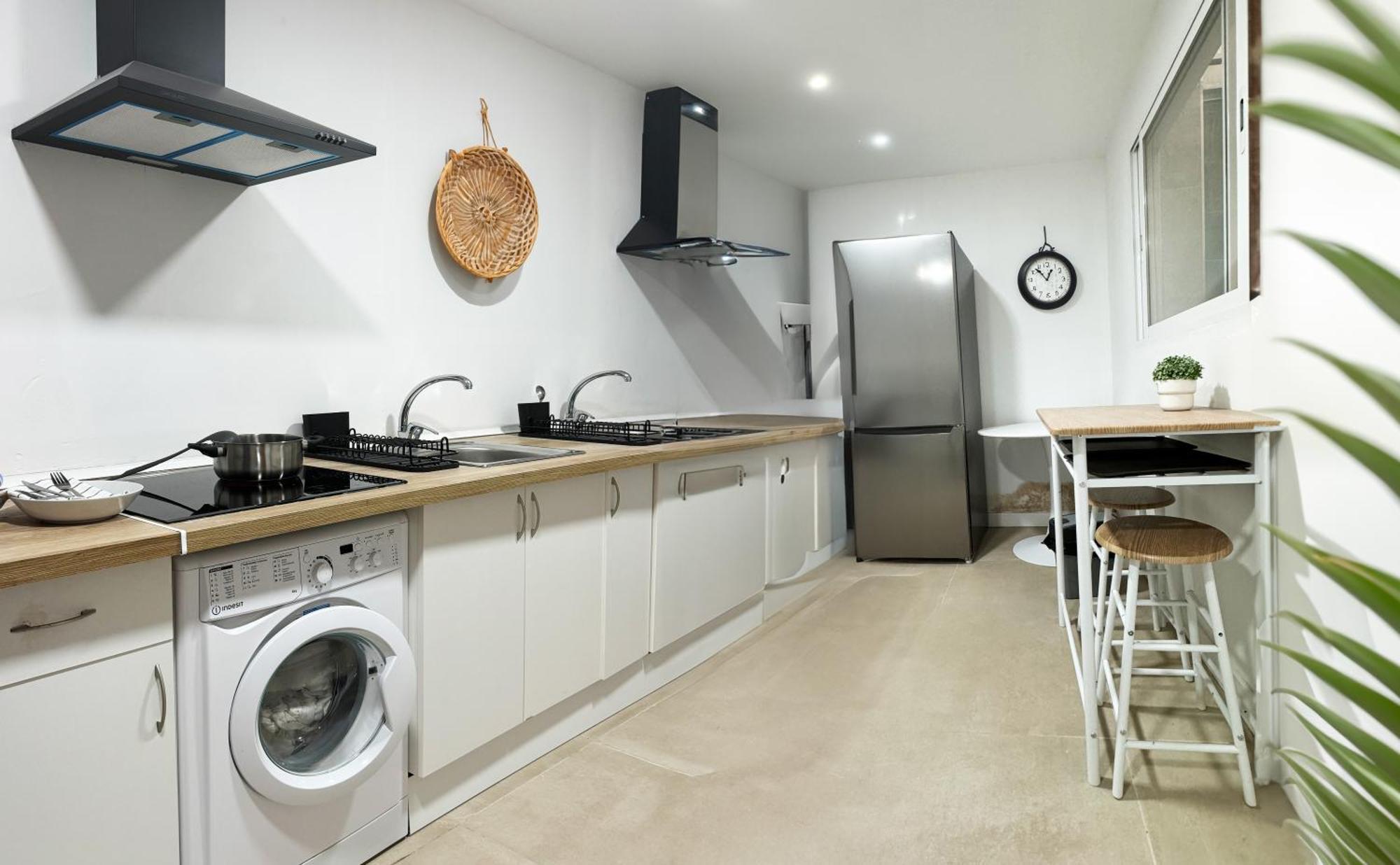 Interior -hawkins Costa 1b *